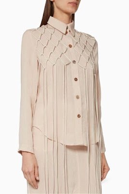 Devemos ter em mente que o consumo desenfreado é responsável por problemas ambientais.  Toda ação no sentido de ampliar o ciclo de vida de uma peça de roupa deve ser considerada, pois diminui o impacto ambiental gerado pelo consumo de energia, transporte e demais etapas de produção.