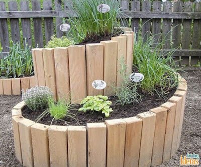 horta espiral é uma técnica de jardinagem eficiente e sustentável que permite o cultivo de uma grande variedade de plantas em um espaço compacto, otimizando as condições de crescimento e economizando água.