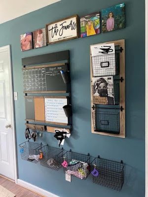 Com um pouco de esforço, você pode criar um espaço de trabalho em casa que seja confortável, organizado e inspirador!