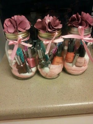 uma embalagem bonita é uma forma de demonstrar carinho e cuidado com a pessoa presenteada. Quando escolhemos uma embalagem bonita e caprichada, estamos mostrando que nos importamos com a pessoa e que queremos que ela se sinta especial. Além disso, uma embalagem bonita pode tornar o presente mais atrativo e despertar a curiosidade da pessoa que está recebendo o presente.