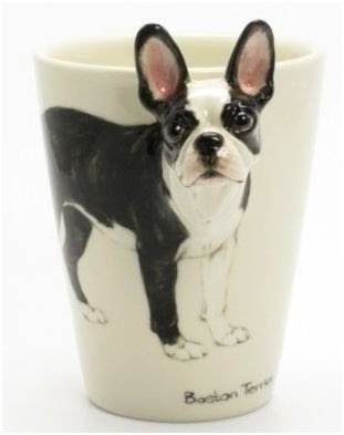 Os animais fofos desempenham um papel significativo na cultura popular em várias formas de entretenimento e mídia. Eles têm a capacidade de cativar as pessoas com sua aparência adorável, comportamento engraçado e características encantadoras.