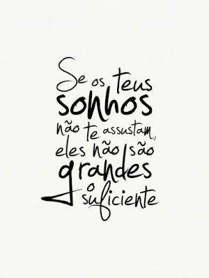 Quando assumimos o controle, temos o poder de moldar nosso destino, deixando para trás a passividade e abraçando a autonomia e a realização pessoal. Que essa metáfora inspire cada um de vocês a levantar voo, enfrentar os desafios e perseguir seus sonhos. Lembrem-se: vocês são os protagonistas dessa história e possuem o poder de torná-la extraordinária. Portanto, não tenham medo de ousar, de experimentar novas rotas e de arriscar voos mais altos.
