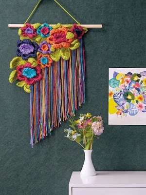 O crochê é uma técnica versátil e apaixonante, capaz de transformar qualquer espaço com um toque handmade e cheio de amor.