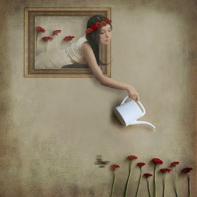 Hoje vamos falar sobre uma tendência que está bombando no mundo da decoração: a arte de criar quadros únicos e originais utilizando restos de coisas e objetos que você nem imaginava terem tanto potencial! 💫