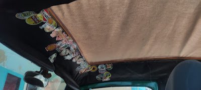 Se você é como eu, apaixonado por personalização e adora deixar sua marca em tudo o que toca, então você vai amar essa tendência que está deixando os amantes de carros animados: decoração no teto do carro!