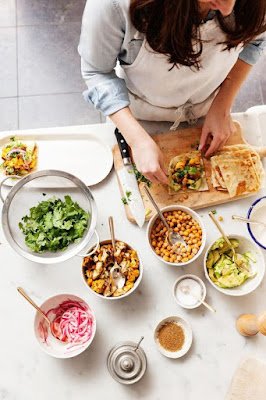 Com a chegada do Dia Internacional da Mulher, surge a oportunidade perfeita para celebrar e homenagear todas as mulheres especiais em nossas vidas. Se você está procurando por ideias criativas para presentear nessa data tão significativa, você veio ao lugar certo!