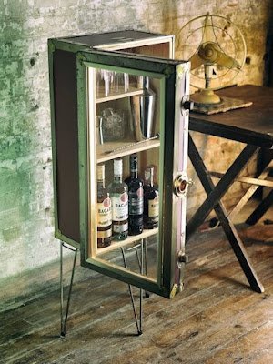 Quem disse que precisamos de um mega loft para ter um lar cheio de estilo e praticidade? Nada disso! Com um pouquinho de criatividade e alguns truques na manga, podemos transformar até o menor dos apartamentos em um verdadeiro paraíso organizado.