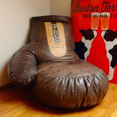 que tal deixar a sua imaginação voar e explorar novas formas de decorar o seu lar? Com móveis e artigos em formatos inusitados, você pode transformar qualquer ambiente em um verdadeiro cenário de encanto e originalidade. Afinal, na decoração, não há limites para a criatividade!