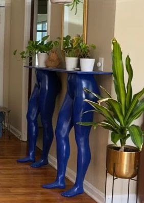 que tal deixar a sua imaginação voar e explorar novas formas de decorar o seu lar? Com móveis e artigos em formatos inusitados, você pode transformar qualquer ambiente em um verdadeiro cenário de encanto e originalidade. Afinal, na decoração, não há limites para a criatividade!