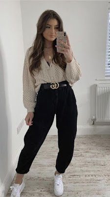 Na hora de compor o seu look para ir à escola ou faculdade opte por peças com tecidos leves e confortáveis, como o algodão. Evite tecido sintéticos ou roupas que sejam muito apertadas.