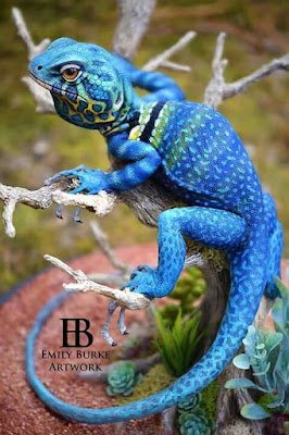 Com seus olhos frios e posturas imóveis, alguns répteis conseguem transmitir uma aura de descontentamento perpétuo. Eles podem não ter expressões faciais como os mamíferos, mas seu jeito lento e sinistro de se mover adiciona um toque especial à sua carranca.