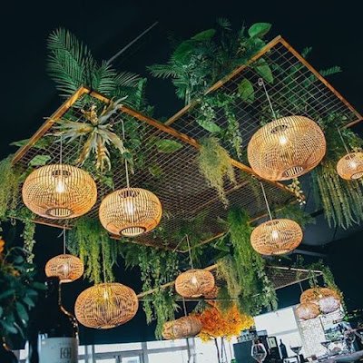 Biofilia continuará sendo destaque nos projetos em 2023 O verde nos ambientes evoca bem-estar e melhora a qualidade de vida.